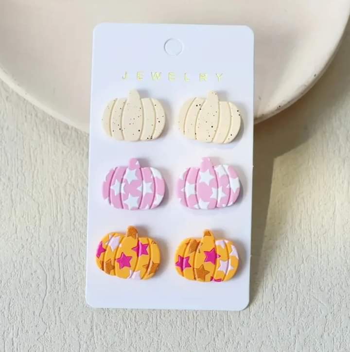 Retro Pumpkin Stud Trio